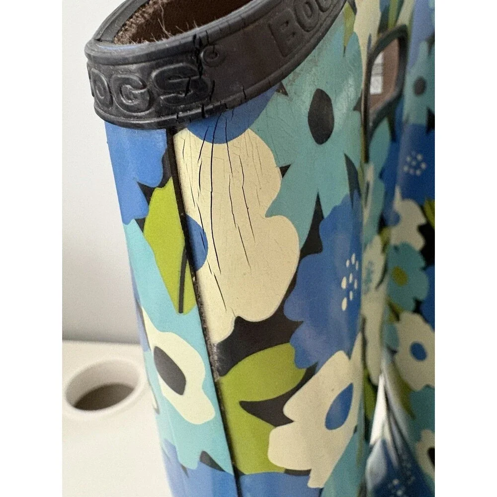 Bogs Rain Boots Blue Spring Flower Rubber Waterproof Gardening Women's Size 11